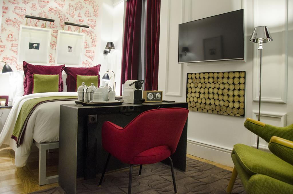 Interior Double Room