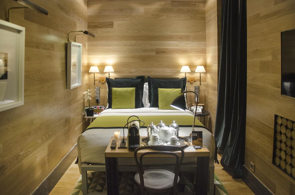 Interior Double Room