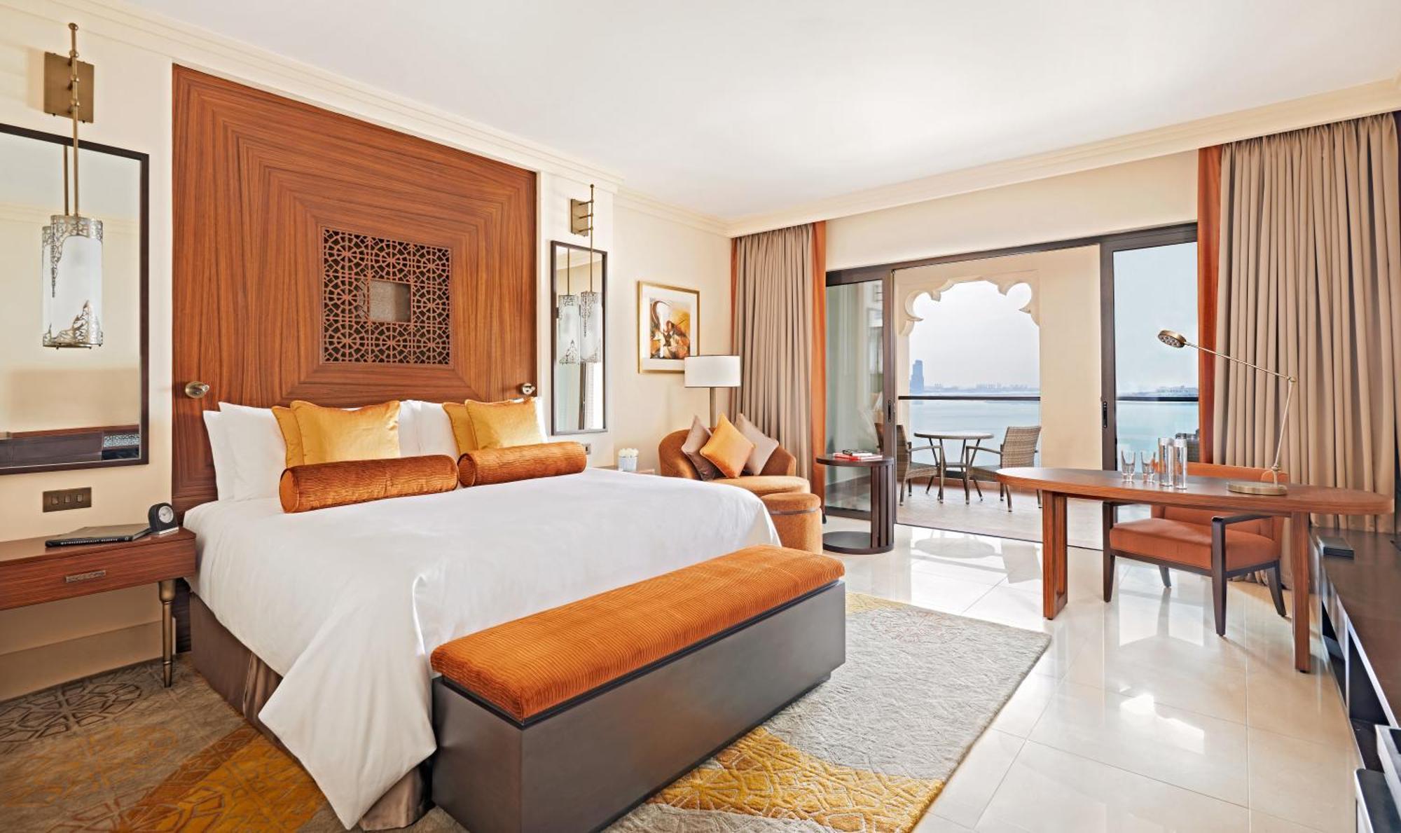 Two Bedroom Apartment Double King Beds Palm Sea View