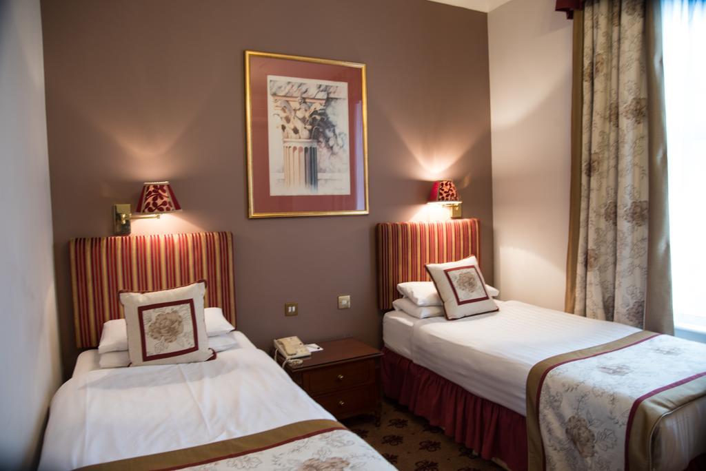 Superior Double or Twin Room,1432971577:JPEG