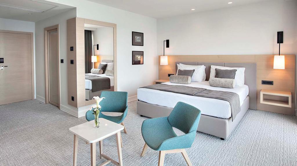 Suite Premium Skyline med balkong og sjøutsikt