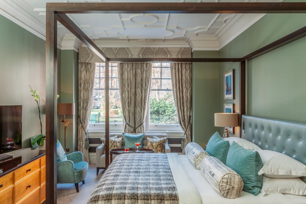 Signature Suite at 11 Cadogan Gardens