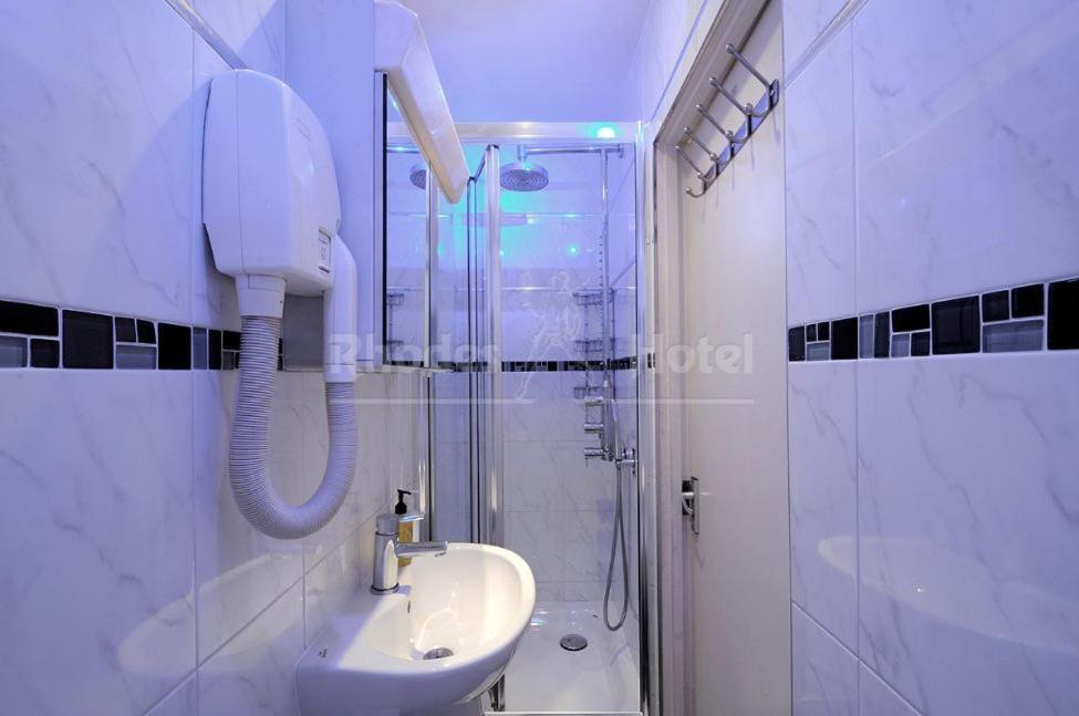 Twin Room,21667776:JPEG