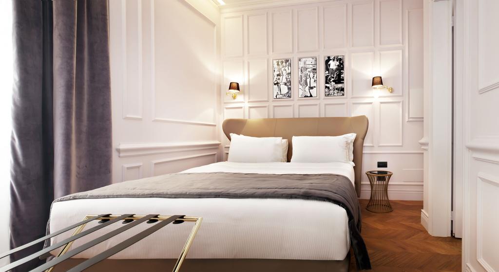 Deluxe Double Room,228585194:JPEG