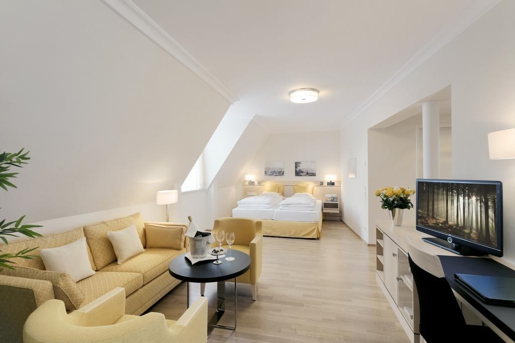 Dubbelrum med sjöutsikt