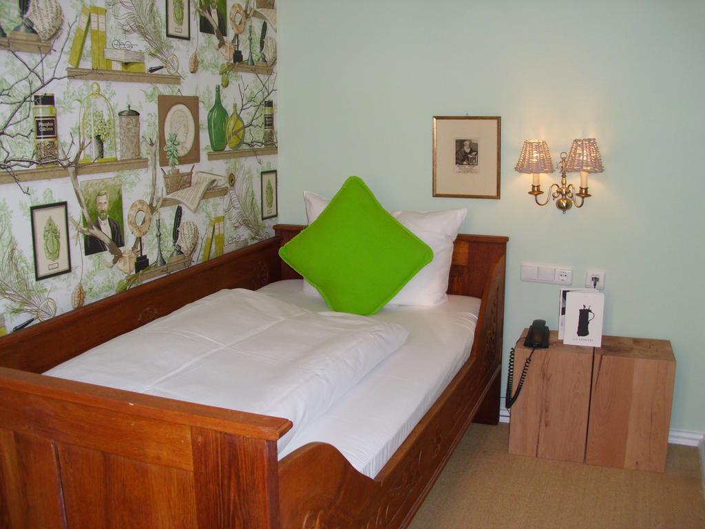 Single Room Comfort