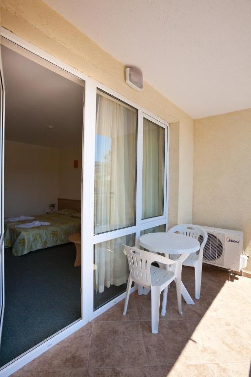 Double or Twin Room,25073973:JPEG
