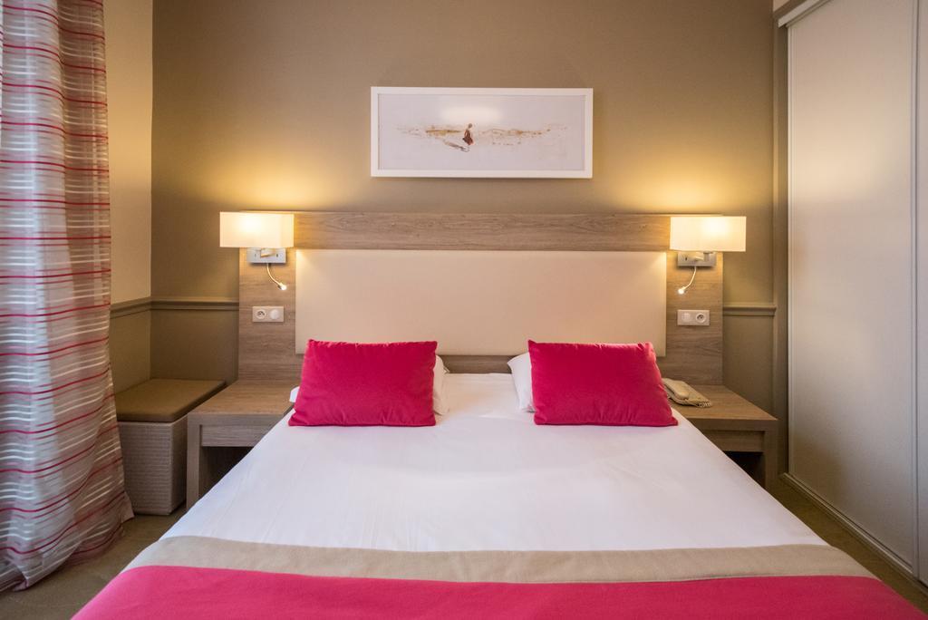 Comfort Double Room,712379749:JPEG