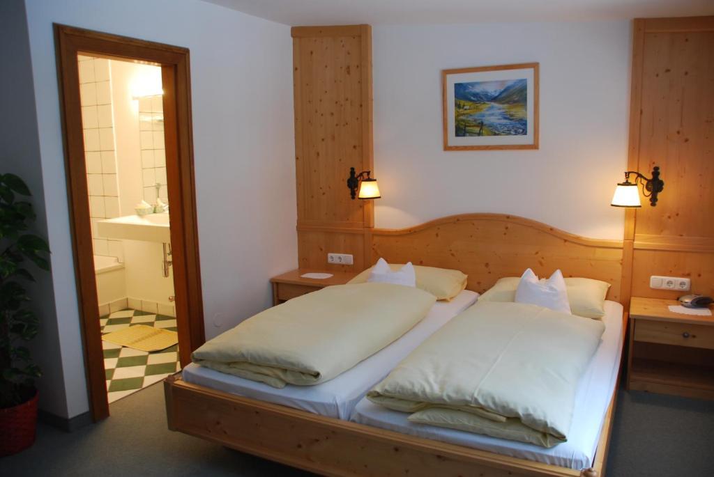 Double Room,377569243:JPEG