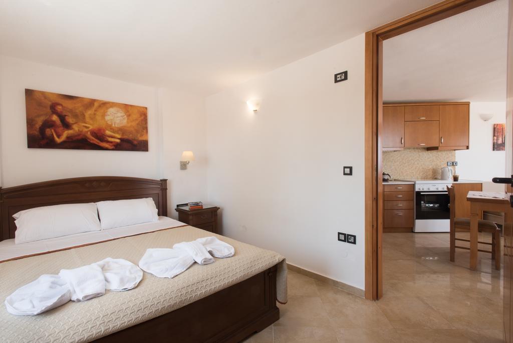 Deluxe Private Apartment