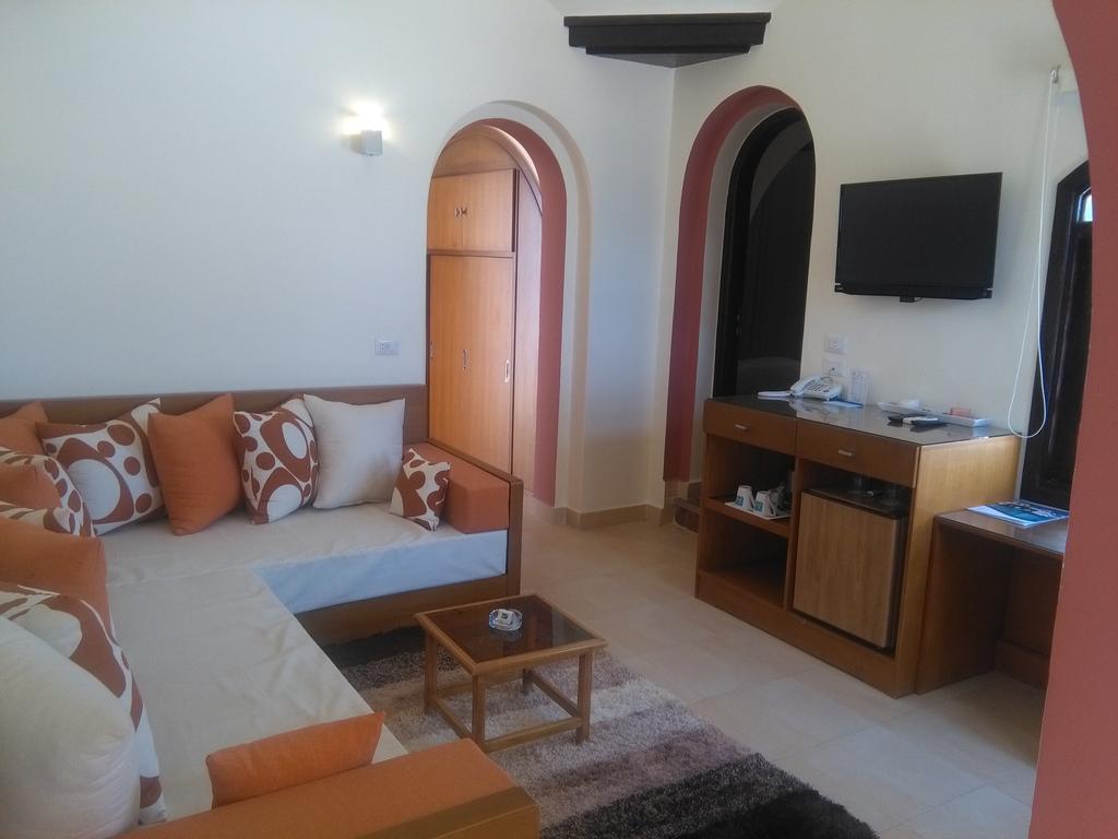 Deluxe Suite,272432645:JPEG