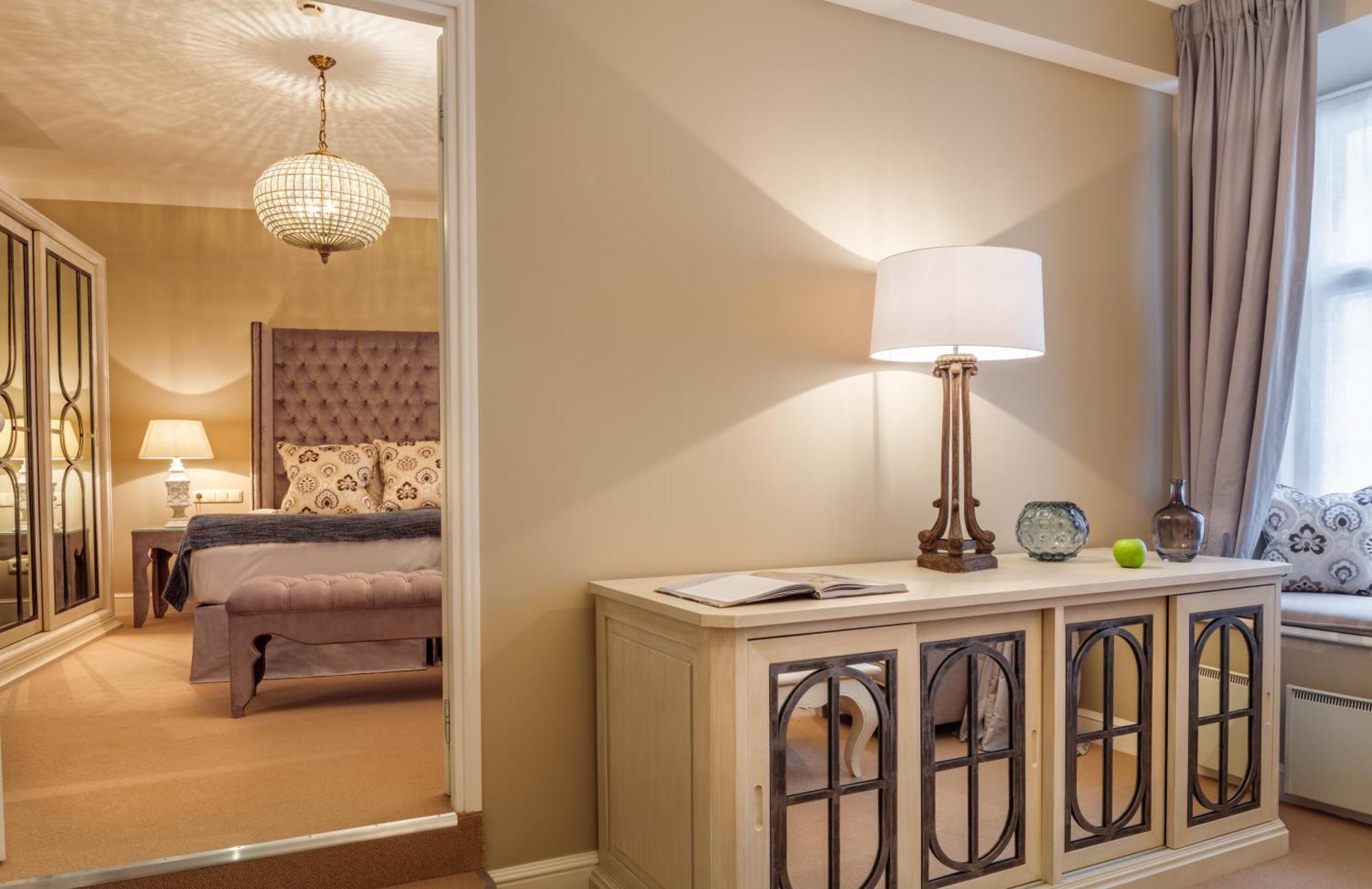 One-Bedroom Suite,280031253:JPEG