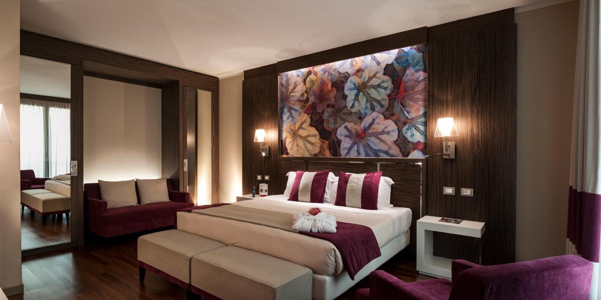 Executive Double or Twin Room,701187766:JPEG