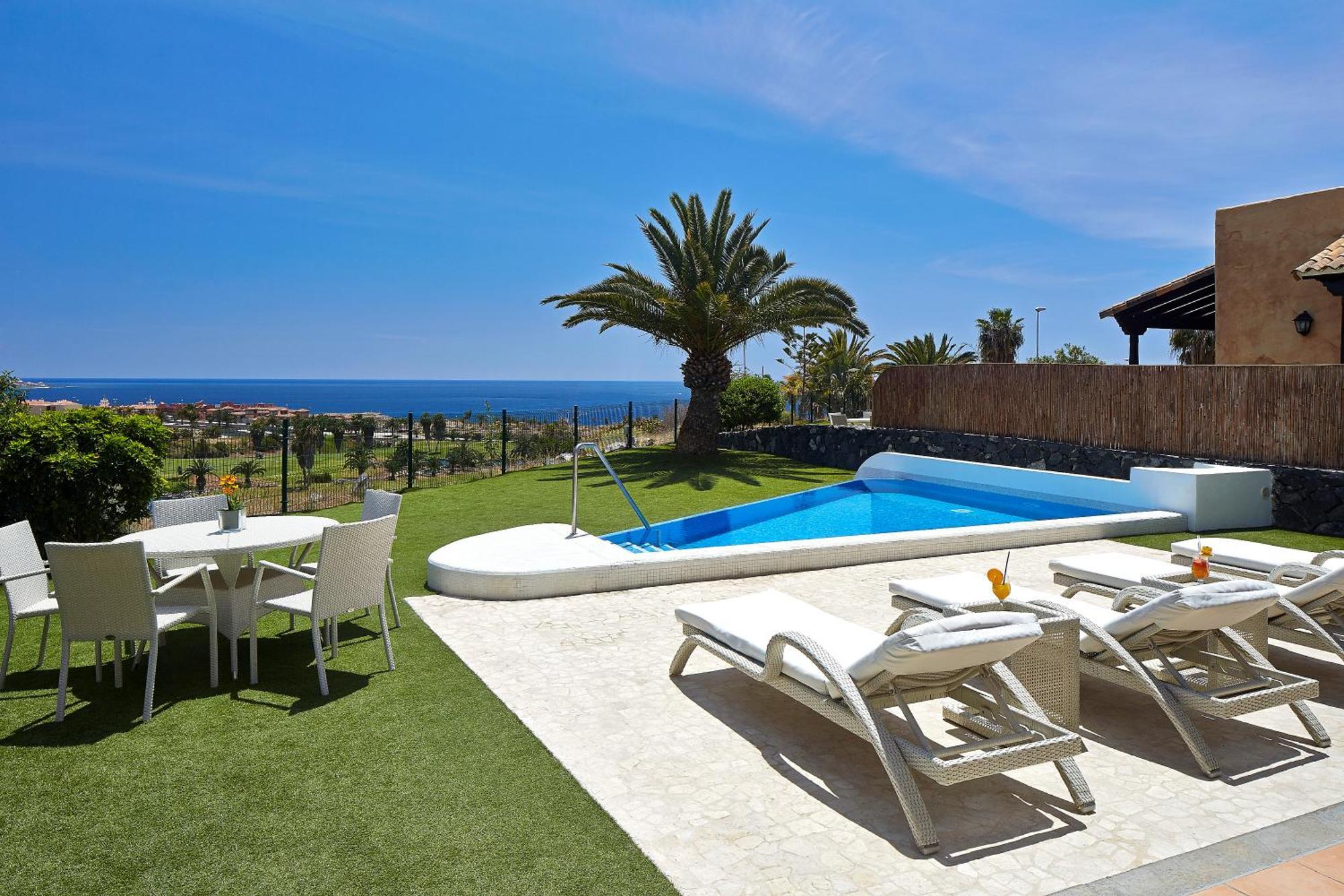 Villa med 3 soverom (4 voksne + 2 barn)