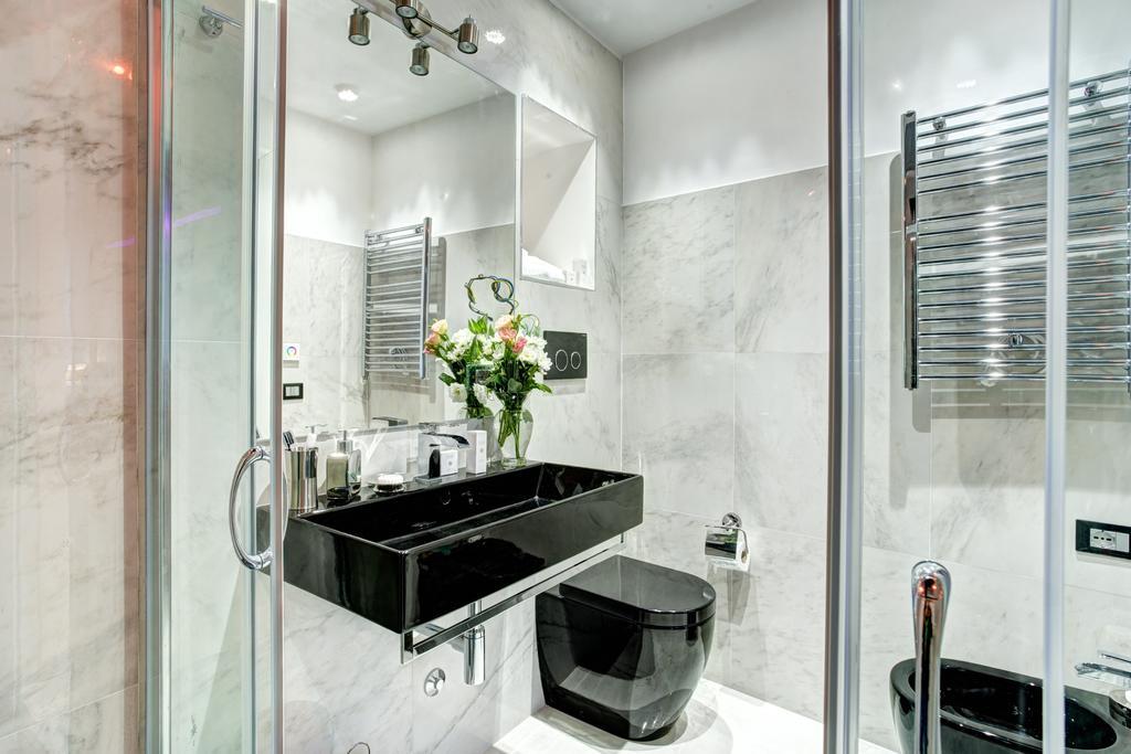 Deluxe Double Room with View,329197222:JPEG