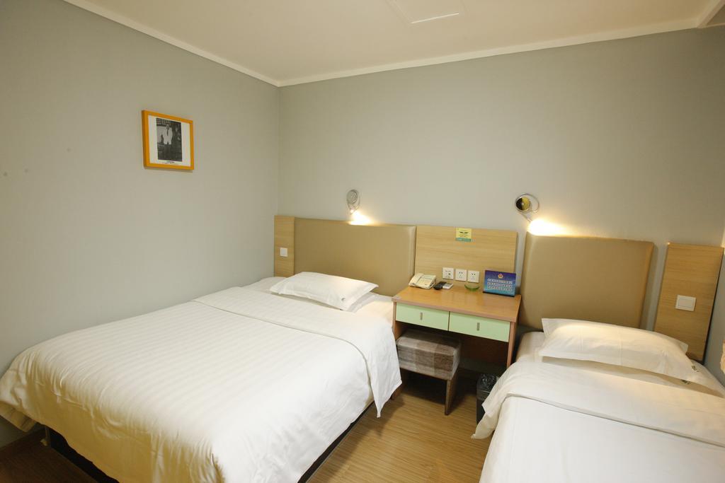 Family Room (30% discount in Chinese Restaurant except drinks)