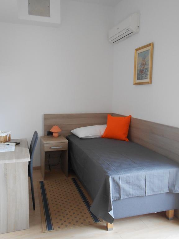 Comfort Single Room with Balcony,563628990:JPEG