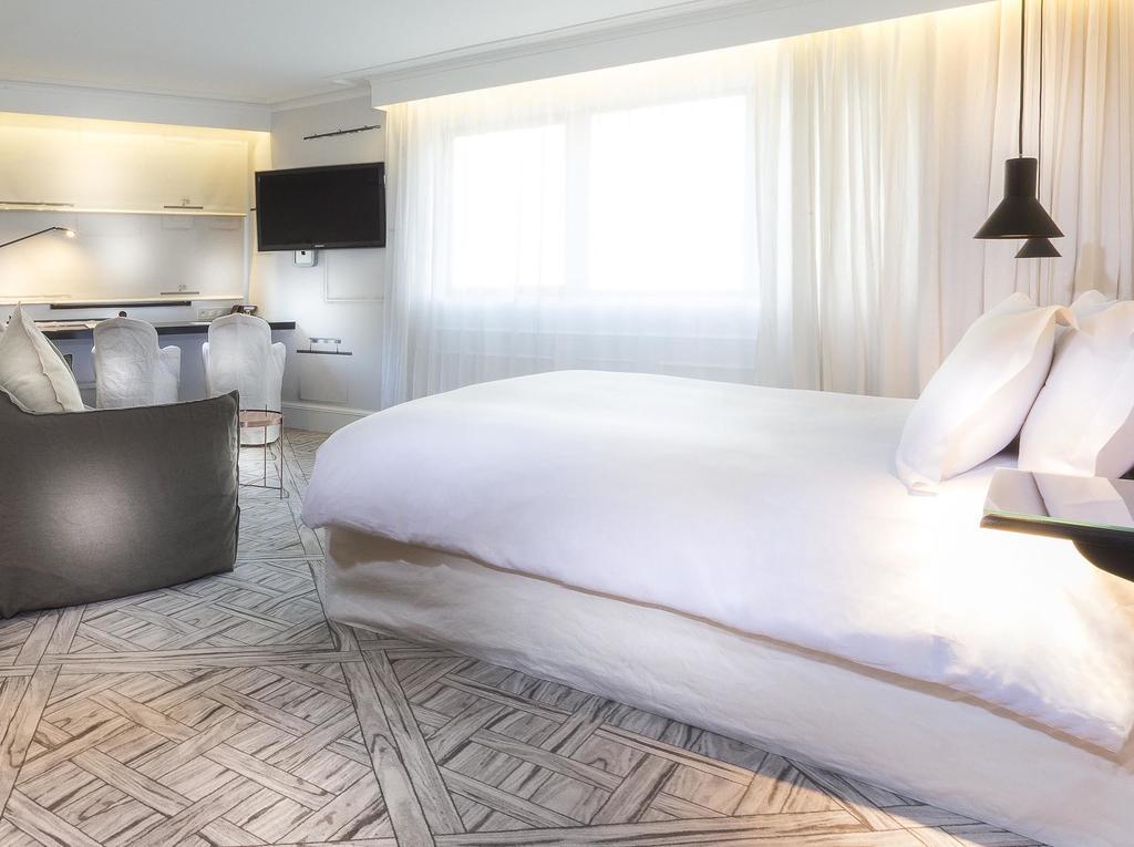 Couture Junior Suite