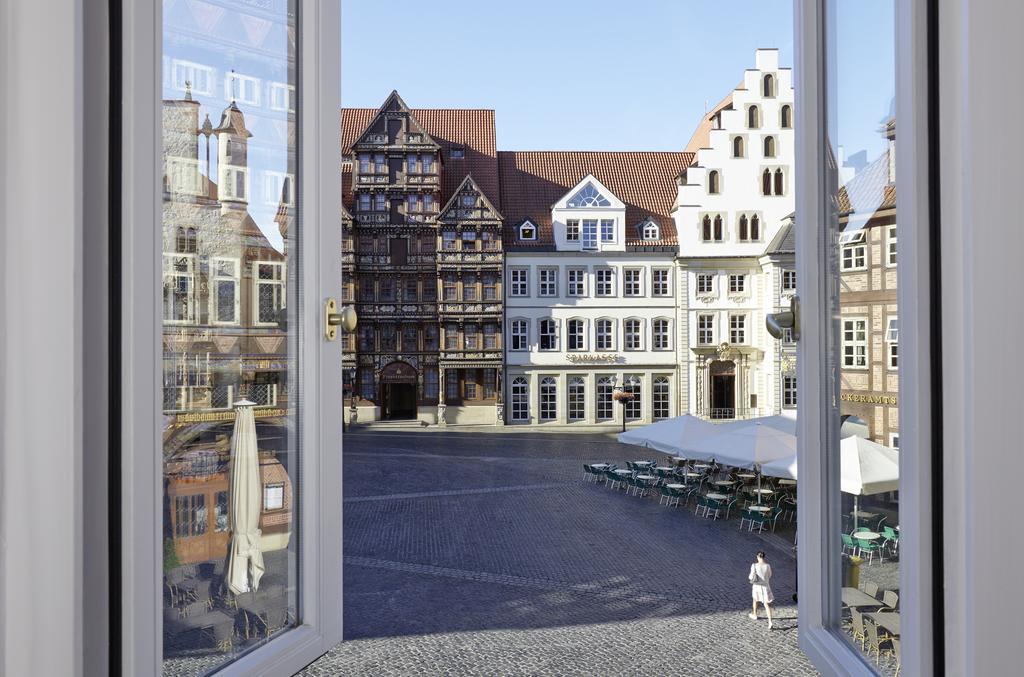 Deluxe Twin Room with Market Square view