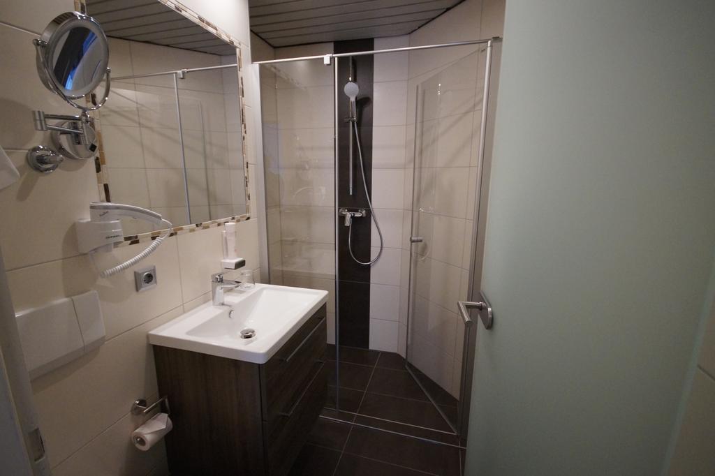 Economy Double Room,1403473445:JPEG