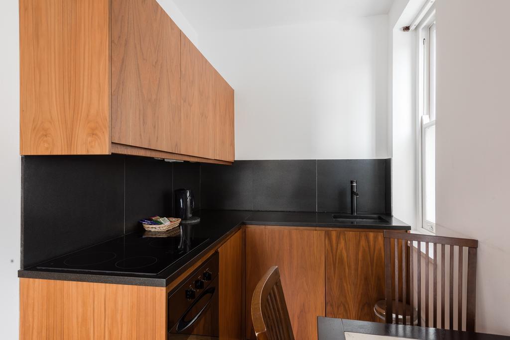 One-Bedroom Apartment,62951272:JPEG