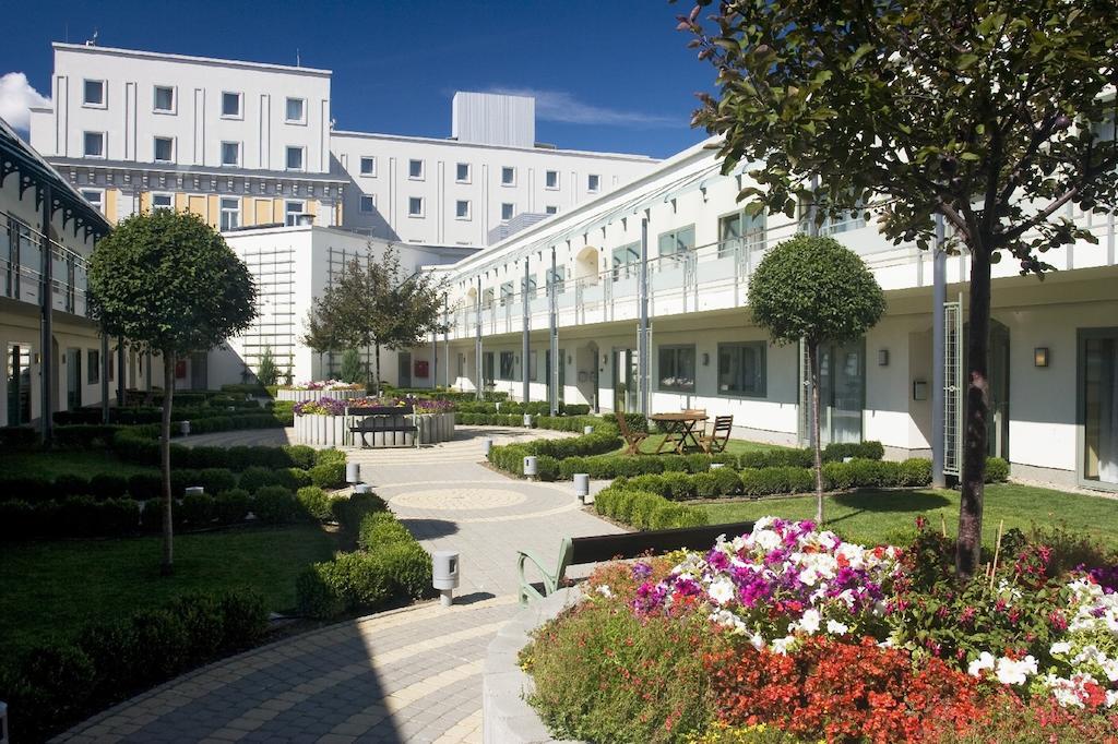 Boende Residence Deluxe med tillgång till Royal Spa