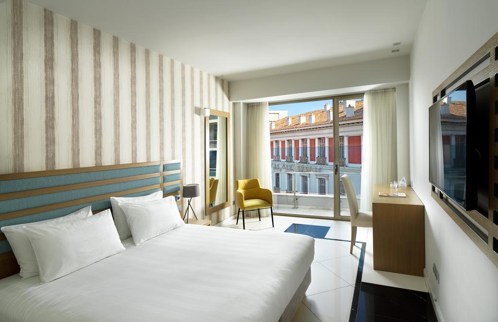 Rum Deluxe med stadsutsikt