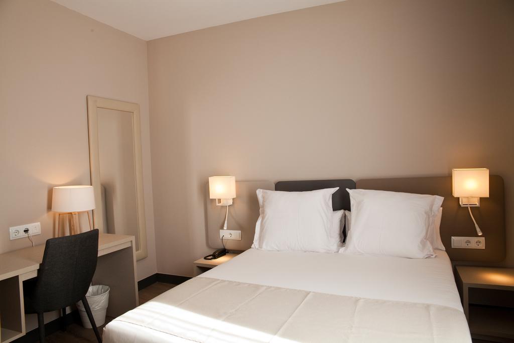 Superior Triple Room with Balcony,435340338:JPEG