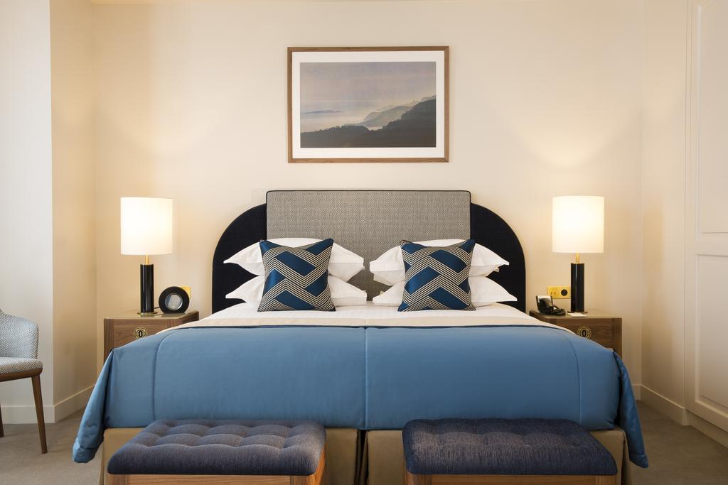 Large Double or Twin Room