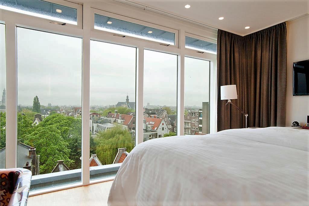 Penthouse City View