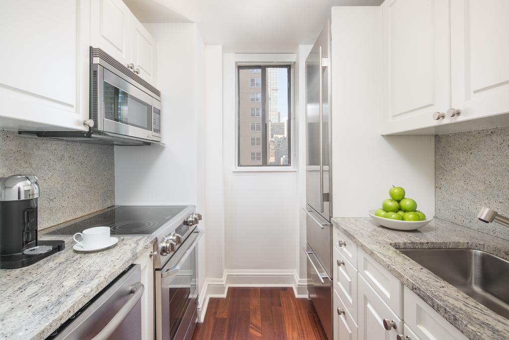One-Bedroom Premium Suite,703983835:JPEG