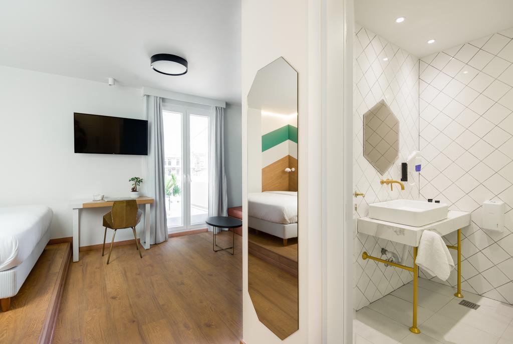 Deluxe Double Room Private Terrace & Jacuzzi