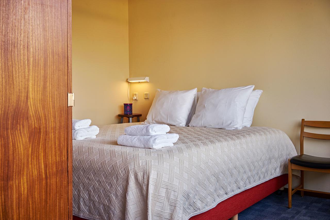 Double or Twin Room Private Bathroom
