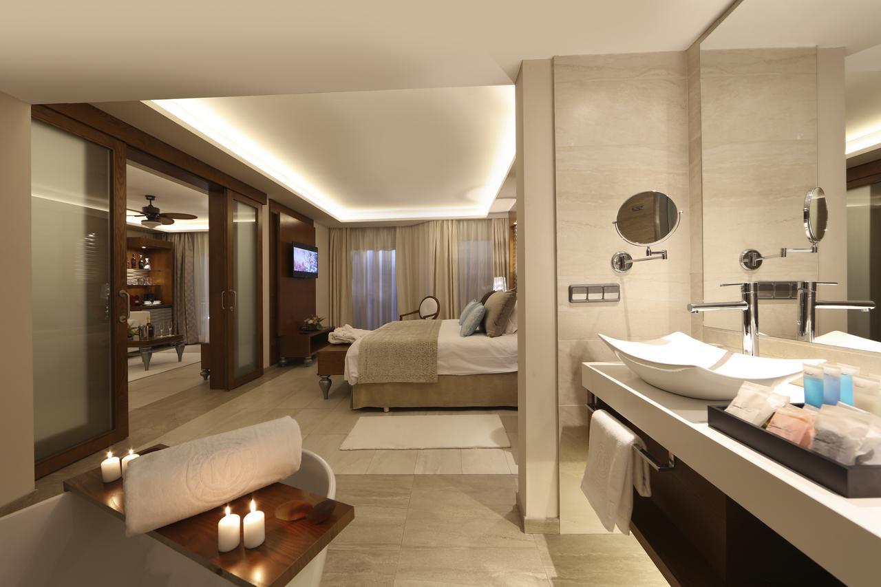 Svit Swim Up (bubbelbad utomhus) - Gratis WiFi
