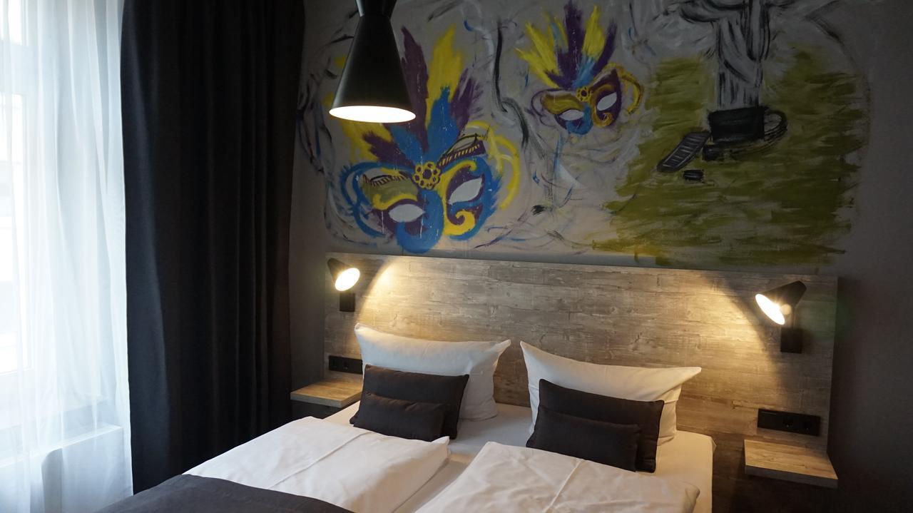 Double Room,543615909:JPEG