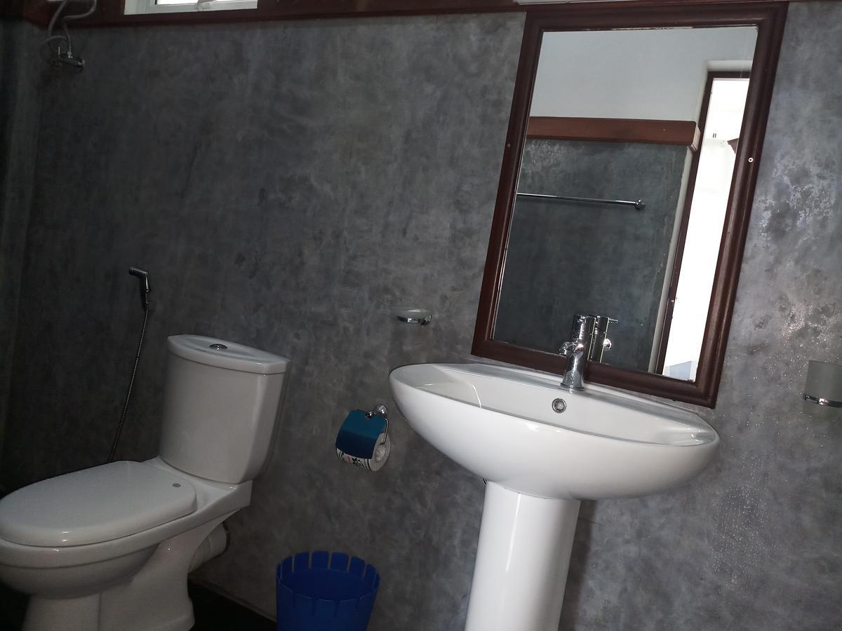 Double Room Private Bathroom,545240934:JPEG