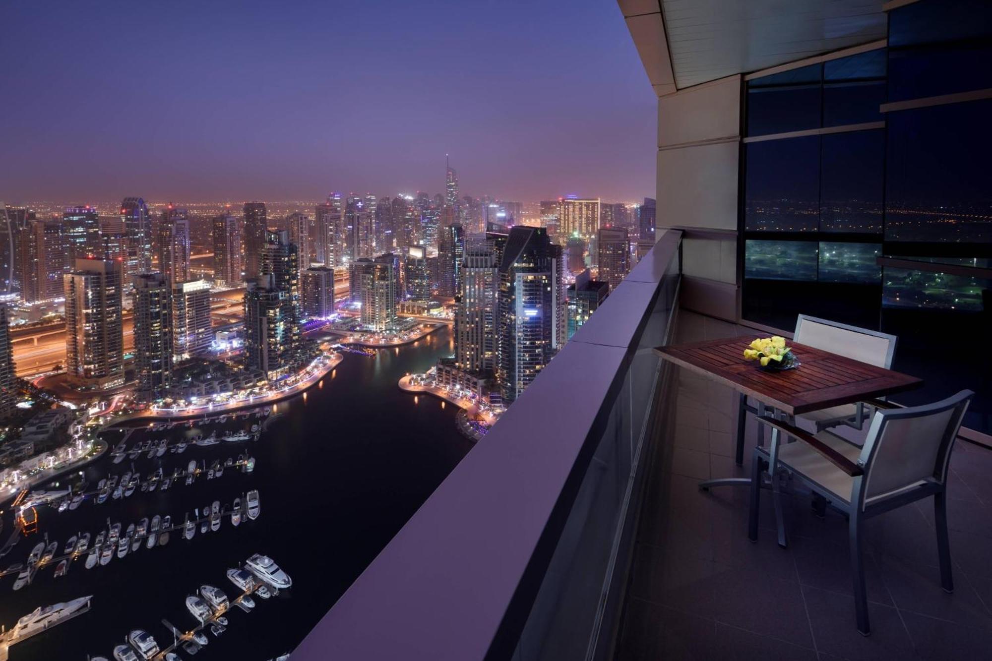 Renovated, Three Bedroom Marina View with Balcony, 1 King, 1 Queen and 2 Twin