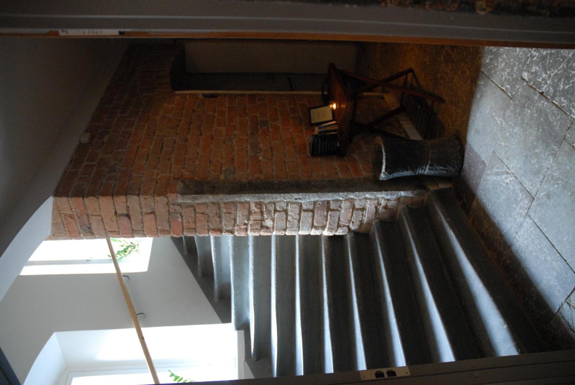 Single Room,1210108006:JPEG