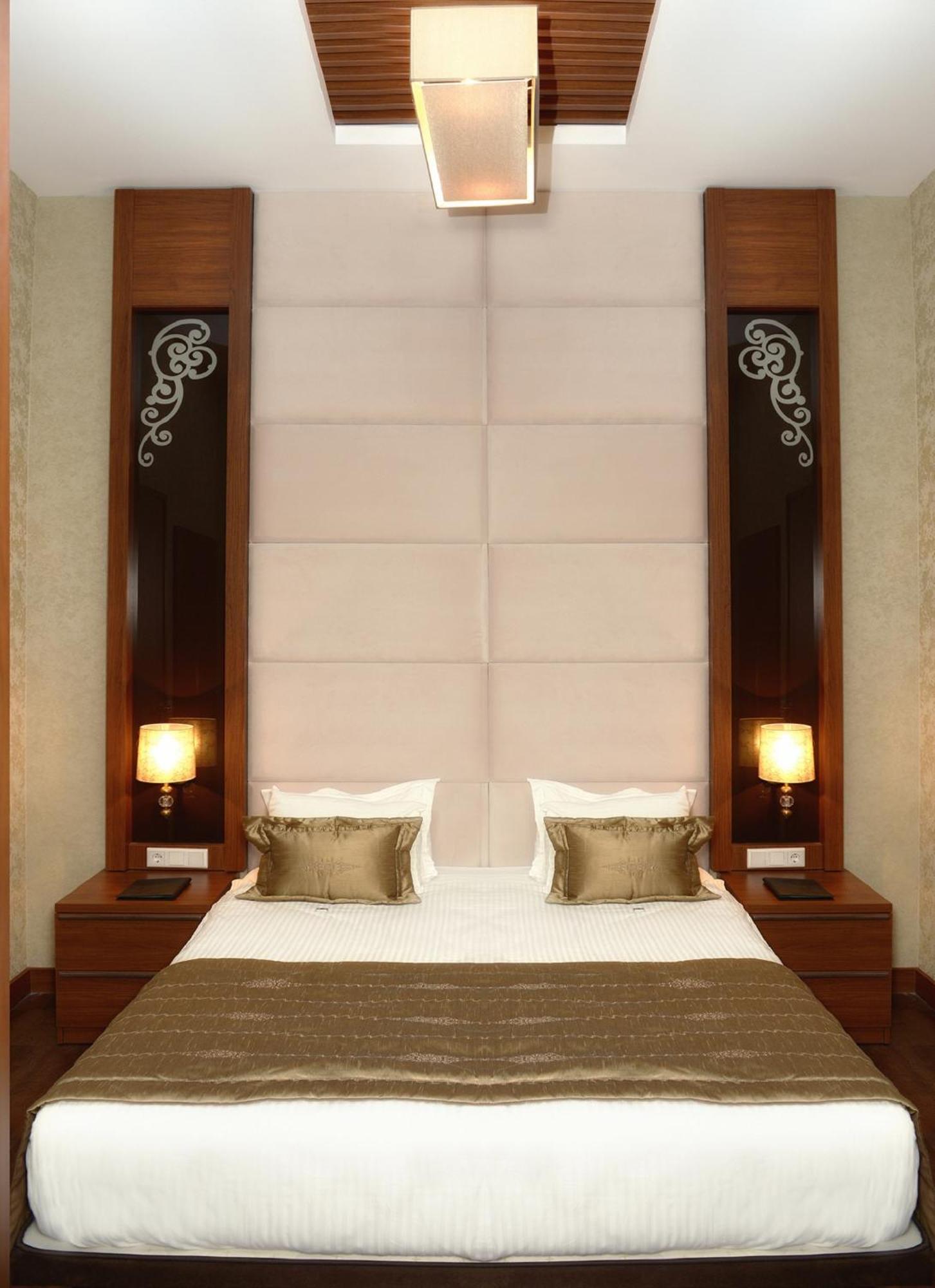 Family Room,1333901483:JPEG