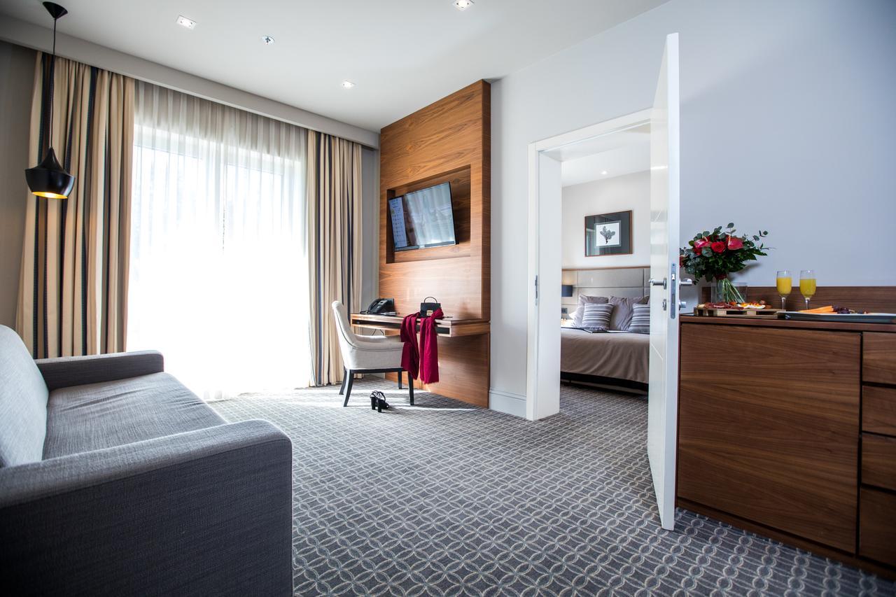 Svit Luxury med balkong och havsutsikt