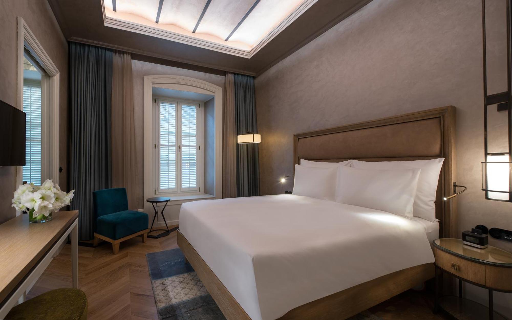City Signature Queen Room