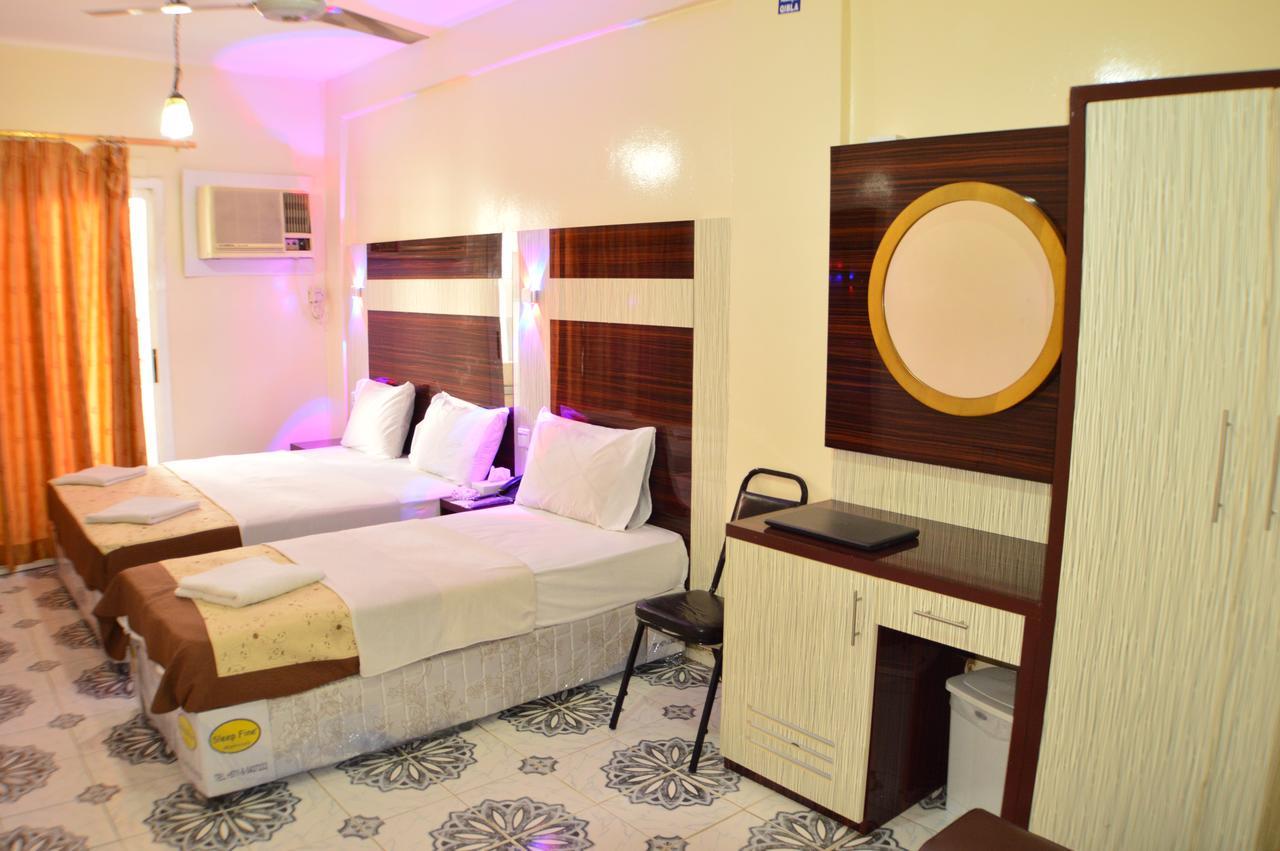 Superior Triple Room,579335010:JPEG