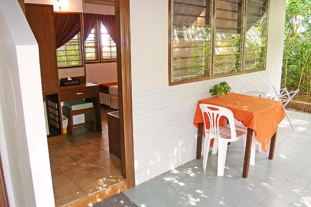 Superior Bungalow,1302542884:JPEG