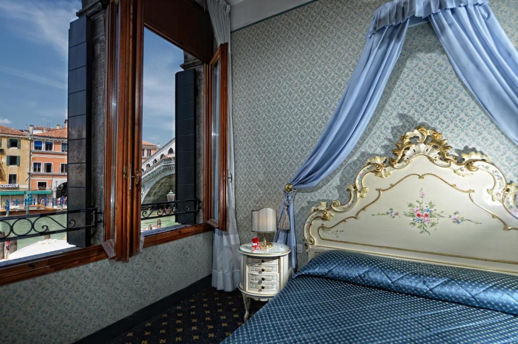 Double Room Grand Canal View no smoking,247256037:JPEG