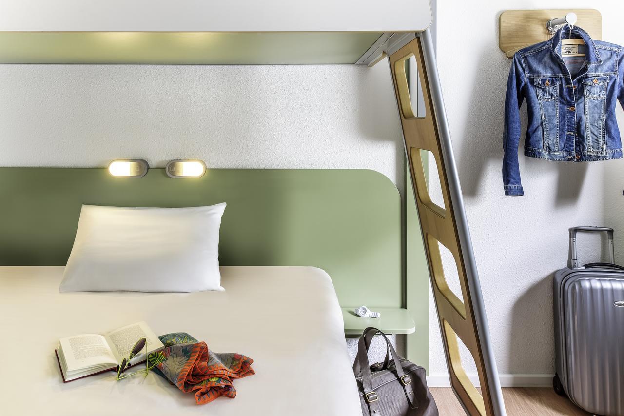 Standard Room,627627363:JPEG