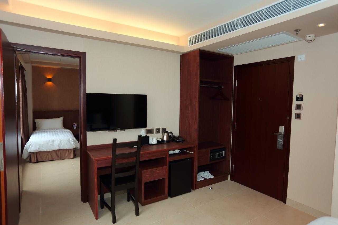Deluxe Family Suite
