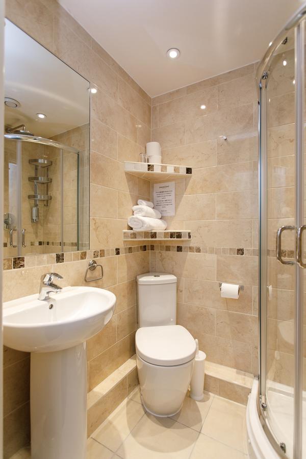 Large Single Room