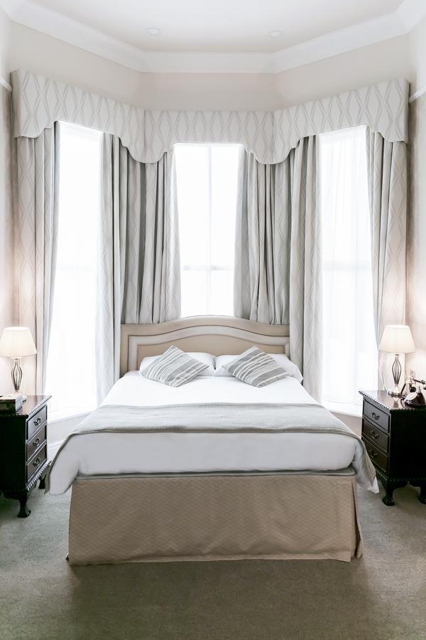 Rom Superior med king-size-seng