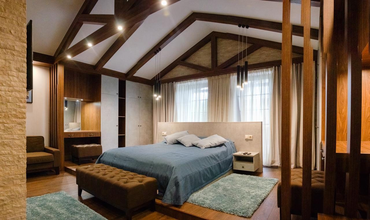 King Suite with Balcony,639426339:JPEG