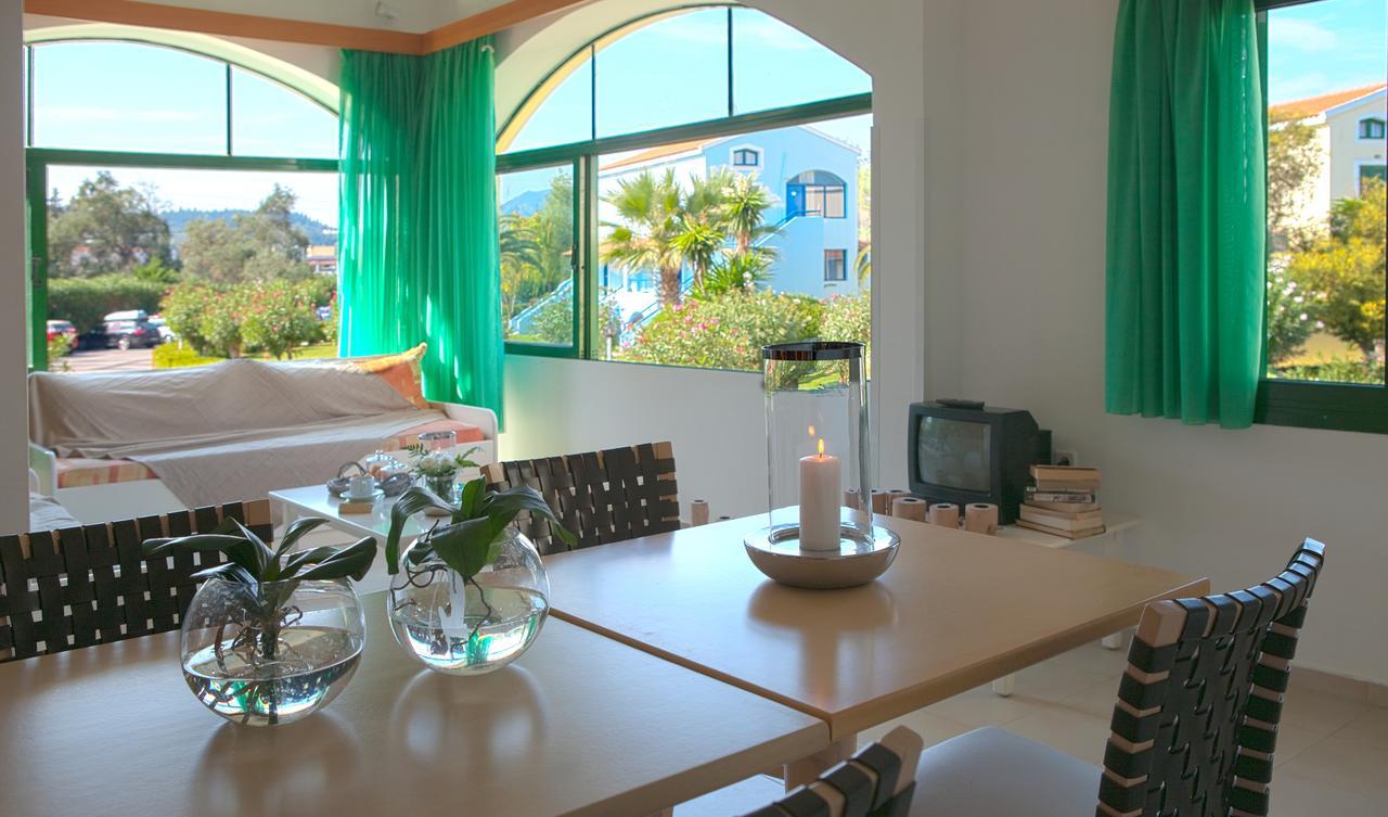 Villa med 3 sovrum och utsikt över trädgården